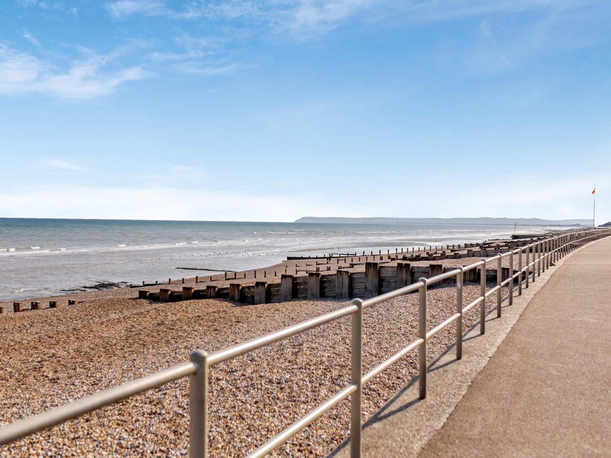 Bexhill-on-Sea Crossways Mansionsヴィラ エクステリア 写真
